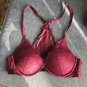 Victoria’s Secret Very Sexy Plunge Bra